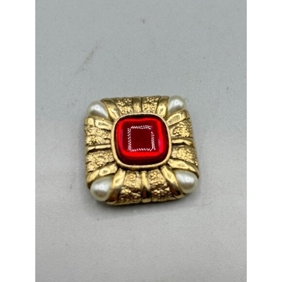 Vintage Red & Gold Brooch Square Design with Pearl Drops Corners Costume Jewelry - Picture 4 of 11